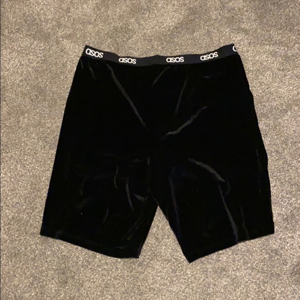 ASOS Velvet Shorts - Picture 3 of 4